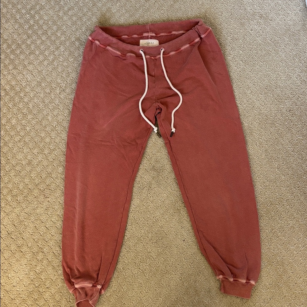 The Great washed brick crop Joggers
